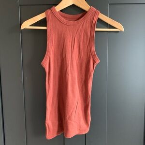 Rusty red tank top